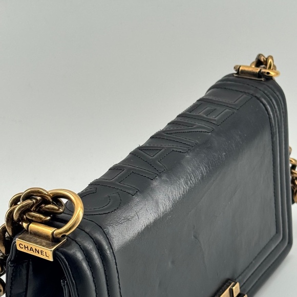 Chanel Black Boy Leather Handbag - Picture 4 of 13
